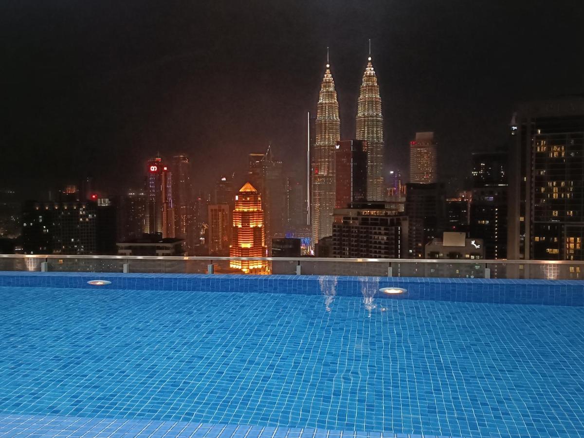 Cl 29A Insta Klcc View & Infinity Pool Apartment Kuala Lumpur Exterior photo